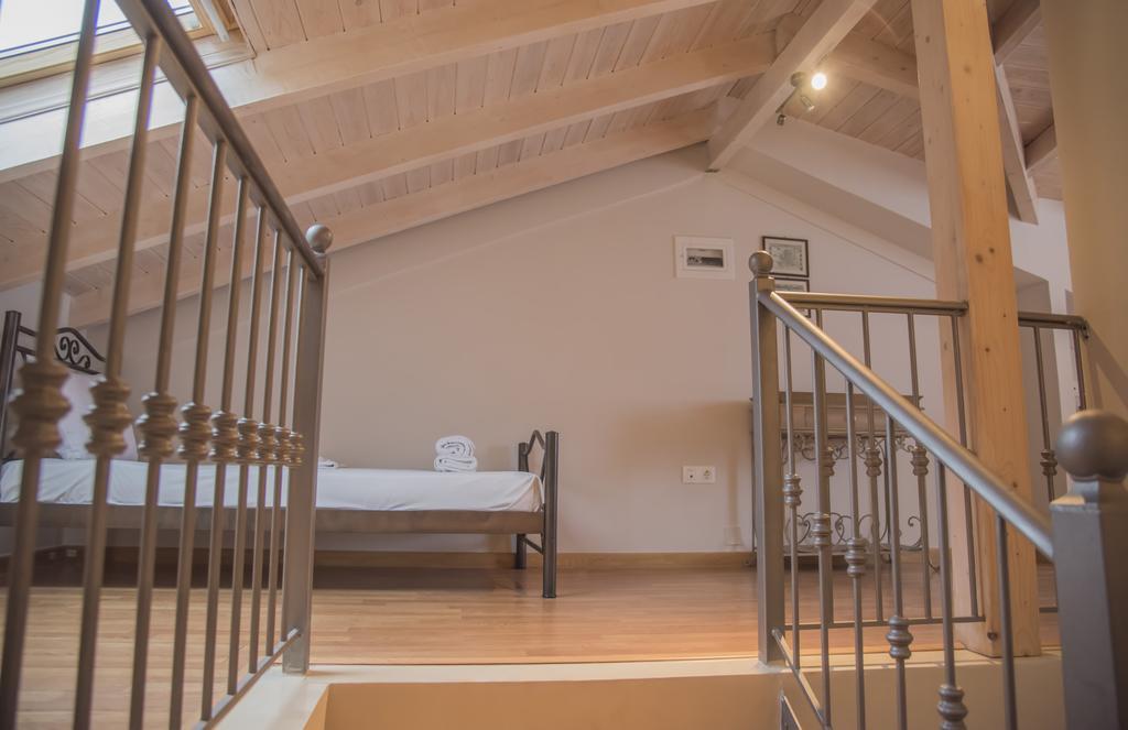 Aperanto House Paralia Loutsas Extérieur photo
